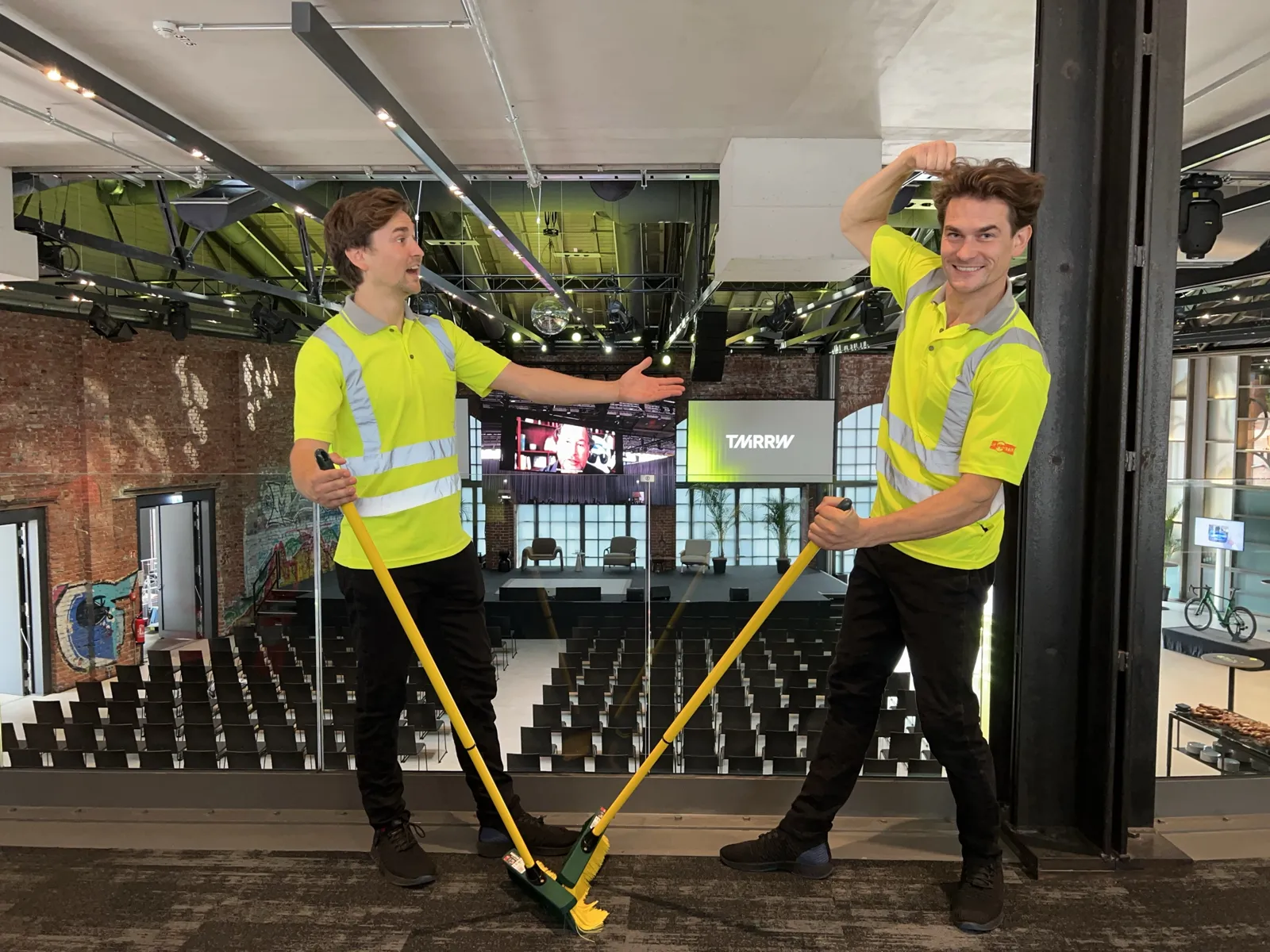 Stage Sweepers – Cleaning Crew Acrobatics 2
